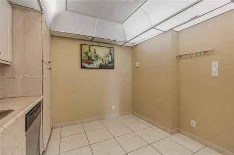 1600 S Ocean Drive Hollywood FL 33019