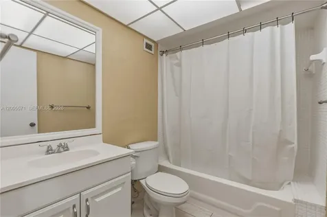 1600 S Ocean Drive Hollywood FL 33019