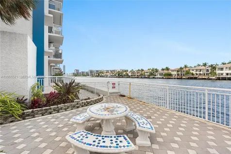 1600 S Ocean Drive Hollywood FL 33019