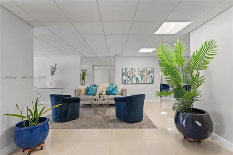 1600 S Ocean Drive Hollywood FL 33019