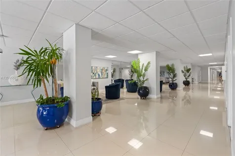 1600 S Ocean Drive Hollywood FL 33019