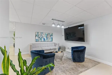 1600 S Ocean Drive Hollywood FL 33019