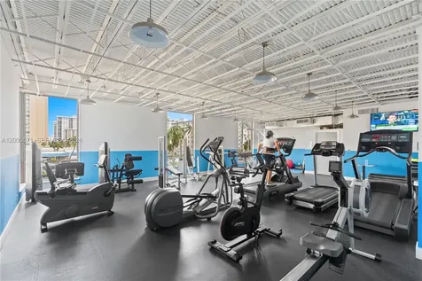 1600 S Ocean Drive Hollywood FL 33019