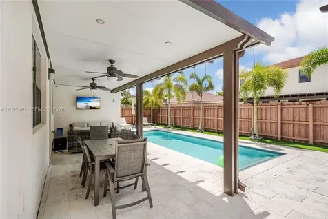15294 SW 173rd Street Miami FL 33187