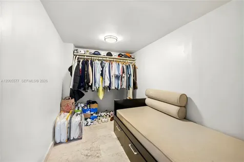 5255 Collins Avenue Miami Beach FL 33140