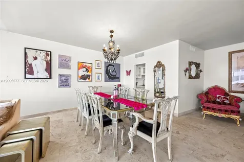 5255 Collins Avenue Miami Beach FL 33140