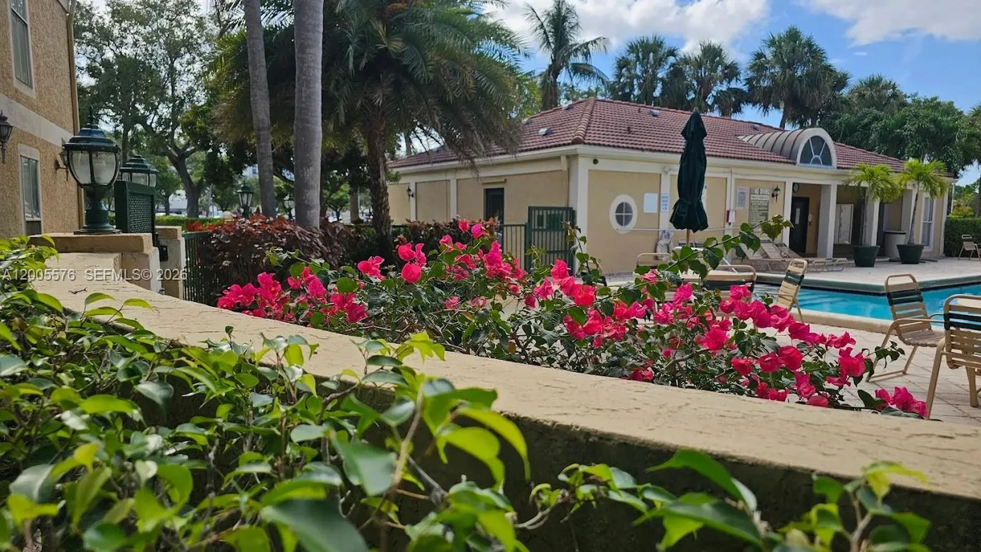 833 Riverside Drive Coral Springs FL 33071