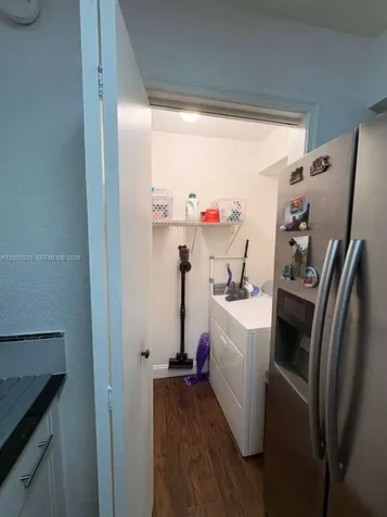 833 Riverside Drive Coral Springs FL 33071