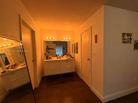 833 Riverside Drive Coral Springs FL 33071