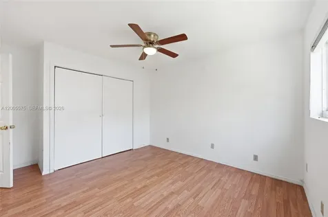 4361 NE 13th Terrace Oakland Park FL 33334