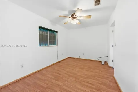 4361 NE 13th Terrace Oakland Park FL 33334