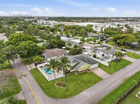 4361 NE 13th Terrace Oakland Park FL 33334