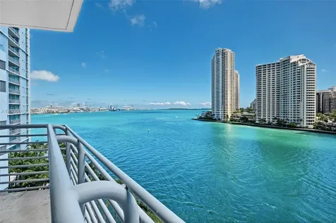 325 S Biscayne Boulevard Miami FL 33131