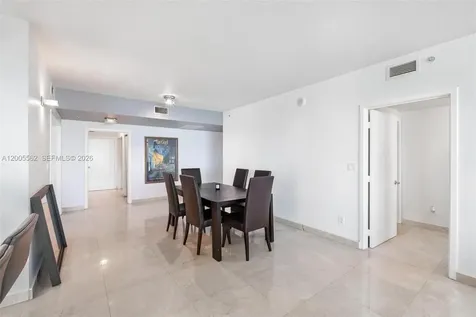 325 S Biscayne Boulevard Miami FL 33131