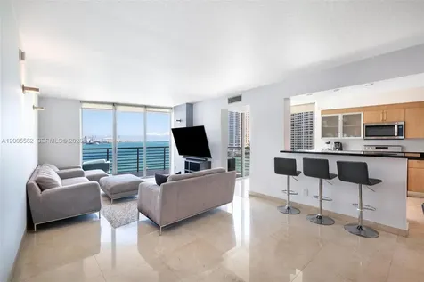 325 S Biscayne Boulevard Miami FL 33131