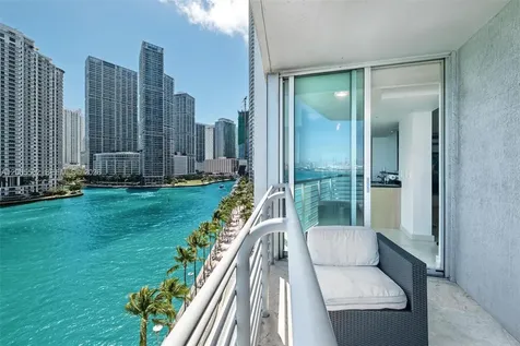 325 S Biscayne Boulevard Miami FL 33131