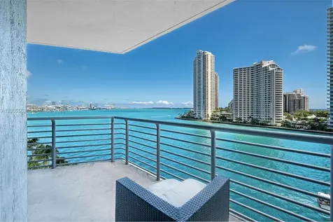325 S Biscayne Boulevard Miami FL 33131