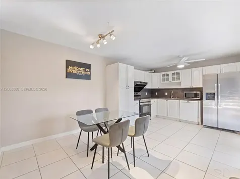 2532 Camelot Court Cooper City FL 33026