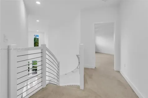 15540 NW 88th Avenue Miami Lakes FL 33018