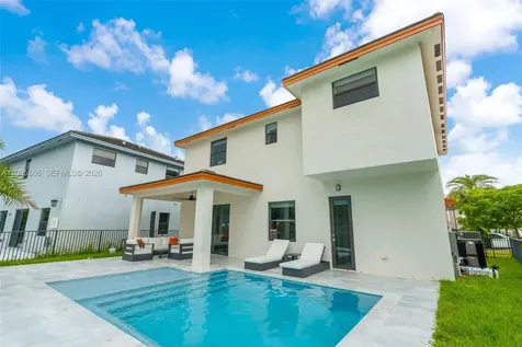 15540 NW 88th Avenue Miami Lakes FL 33018