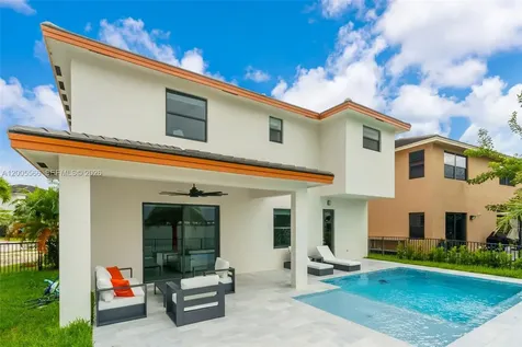 15540 NW 88th Avenue Miami Lakes FL 33018