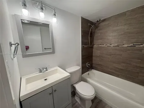 7545 E Treasure Drive North Bay Village FL 33141