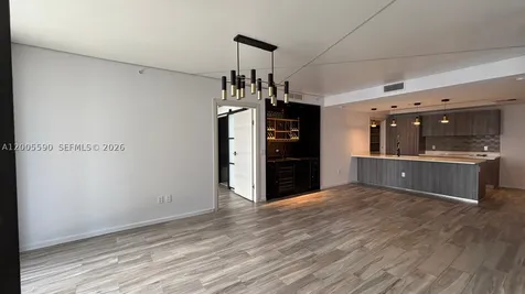 801 S Miami Avenue Miami FL 33130
