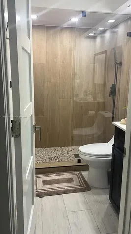 6633 NW 178th Terrace Hialeah FL 33015