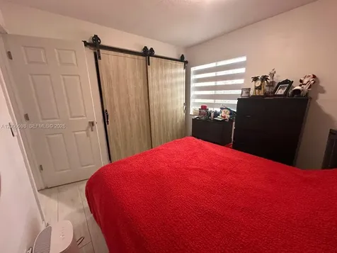 6633 NW 178th Terrace Hialeah FL 33015