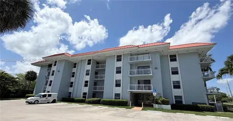 505 S Pine Island Road Plantation FL 33324