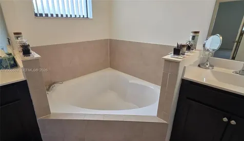 525 SE 34th Terrace Homestead FL 33033