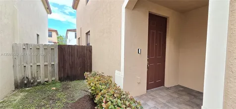 525 SE 34th Terrace Homestead FL 33033