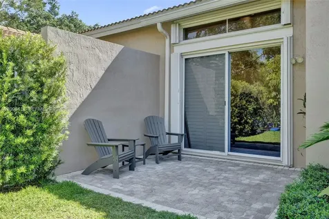 1062 SW 158th Avenue Pembroke Pines FL 33027