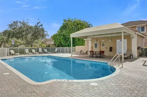 1062 SW 158th Avenue Pembroke Pines FL 33027