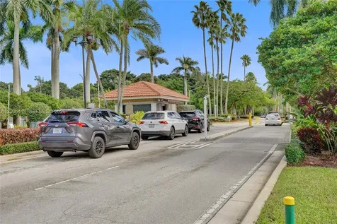 1062 SW 158th Avenue Pembroke Pines FL 33027