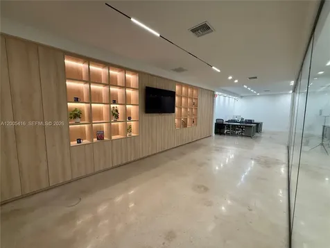5520-5522 NW 72nd Avenue Miami FL 33166