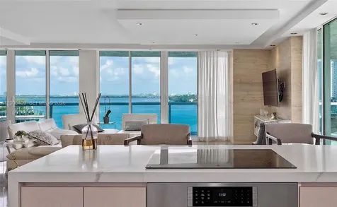 10 Venetian Way Miami Beach FL 33139