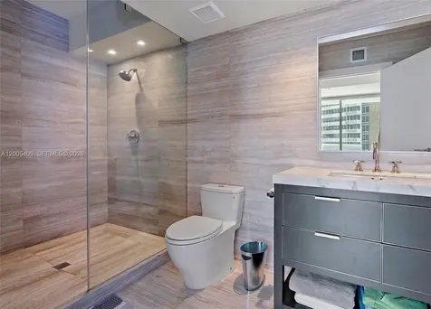 10 Venetian Way Miami Beach FL 33139