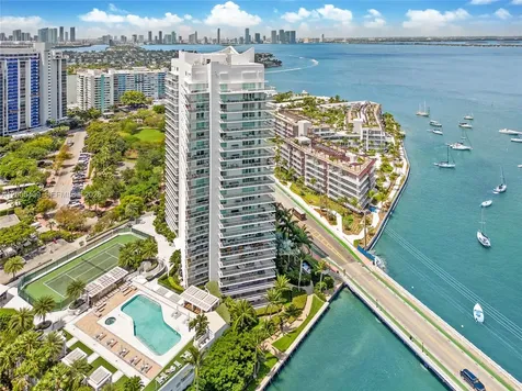 10 Venetian Way Miami Beach FL 33139