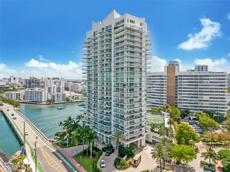 10 Venetian Way Miami Beach FL 33139