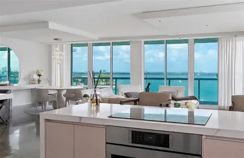 10 Venetian Way Miami Beach FL 33139