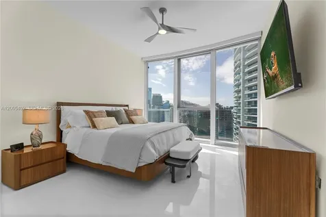 300 Biscayne Boulevard Way Miami FL 33131