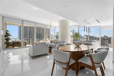 300 Biscayne Boulevard Way Miami FL 33131