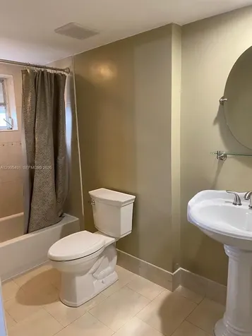 8761 SW 137th Avenue Miami FL 33183