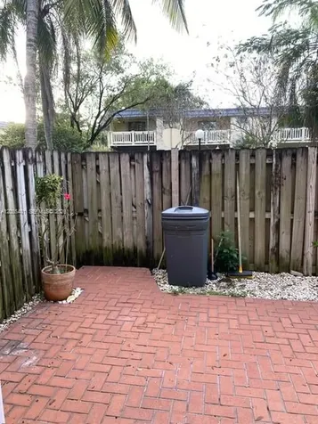 8761 SW 137th Avenue Miami FL 33183