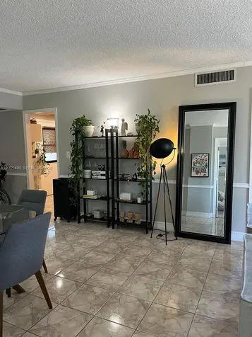 3475 N Country Club Drive Aventura FL 33180