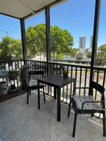 3475 N Country Club Drive Aventura FL 33180