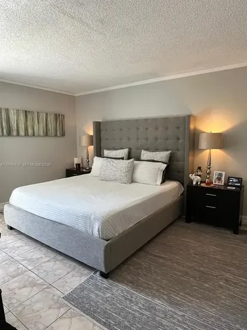 3475 N Country Club Drive Aventura FL 33180