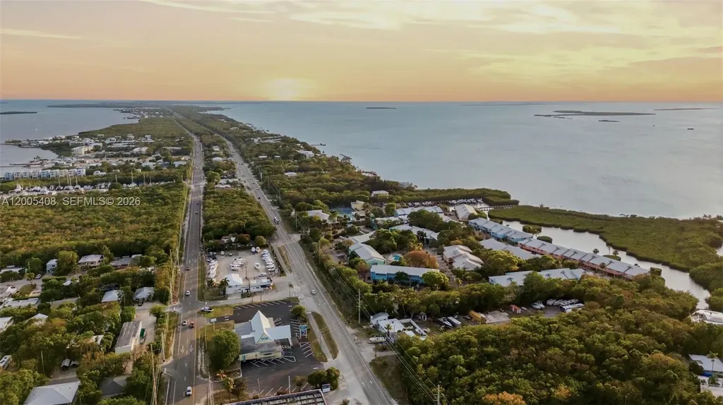 98282 Windward Avenue Key Largo FL 33037