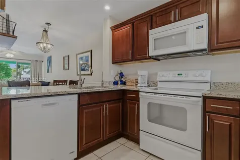 98282 Windward Avenue Key Largo FL 33037